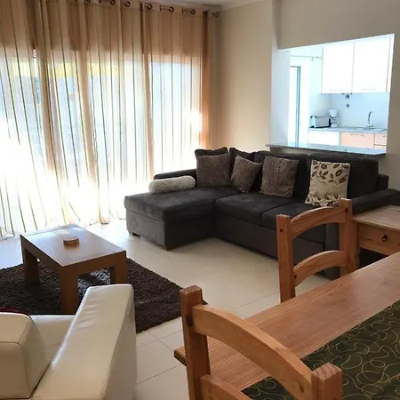Beach 2 Bed Apt Ap By Pola * טאווירה